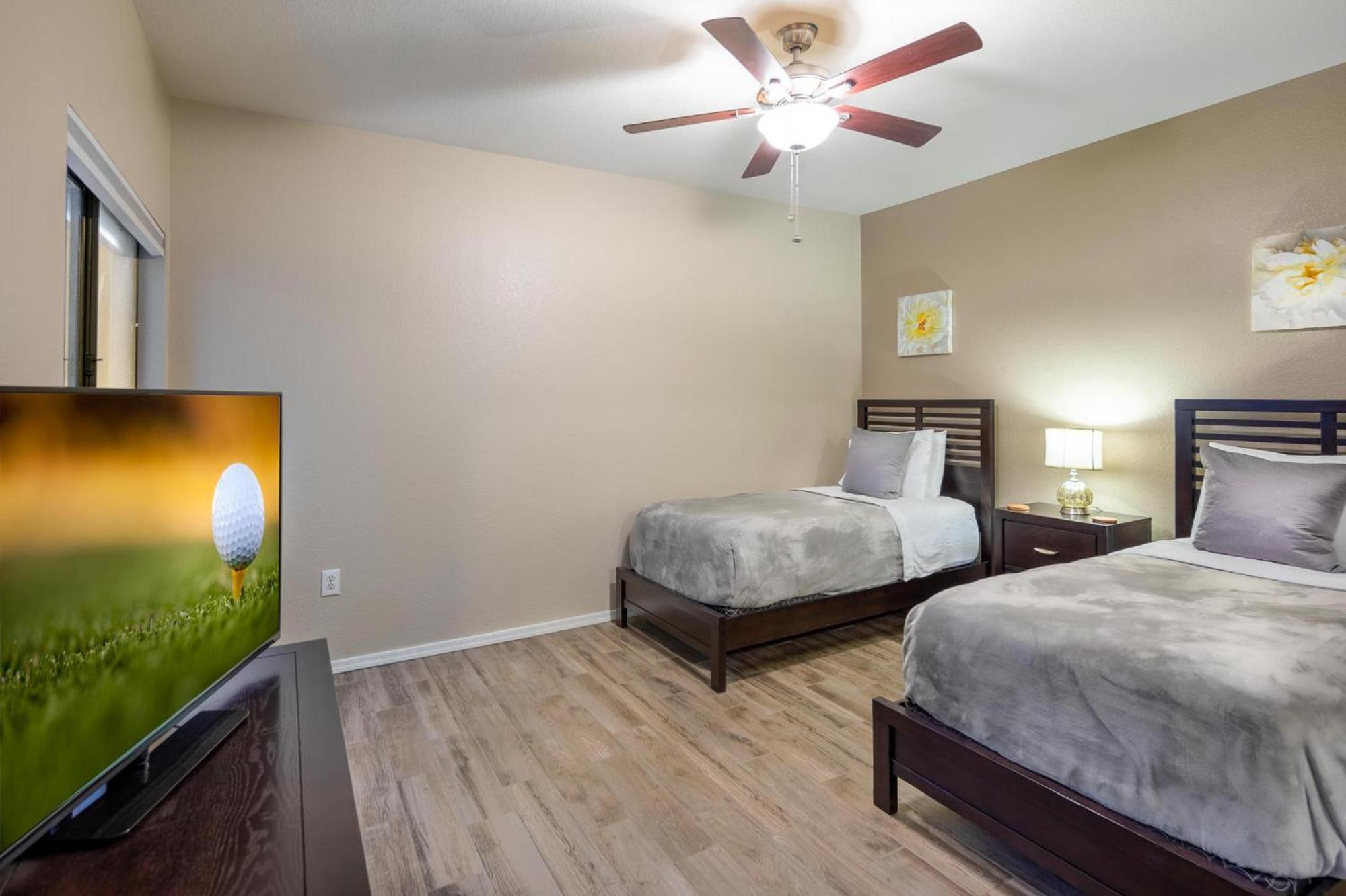 Location, Heated Pool, Spa, Upgraded Unit, * Scottsdale