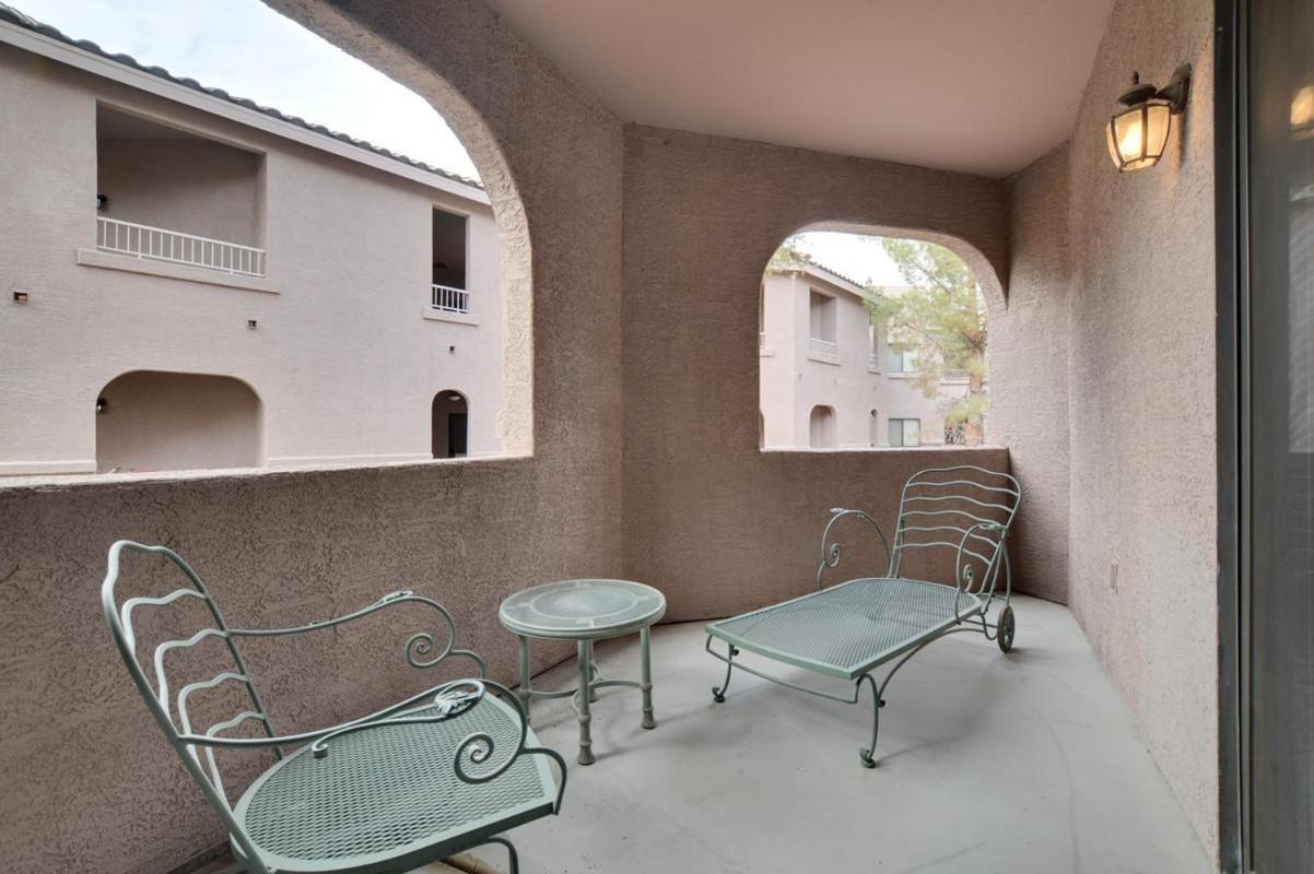 Location, Heated Pool, Spa, Upgraded Unit, Apartment