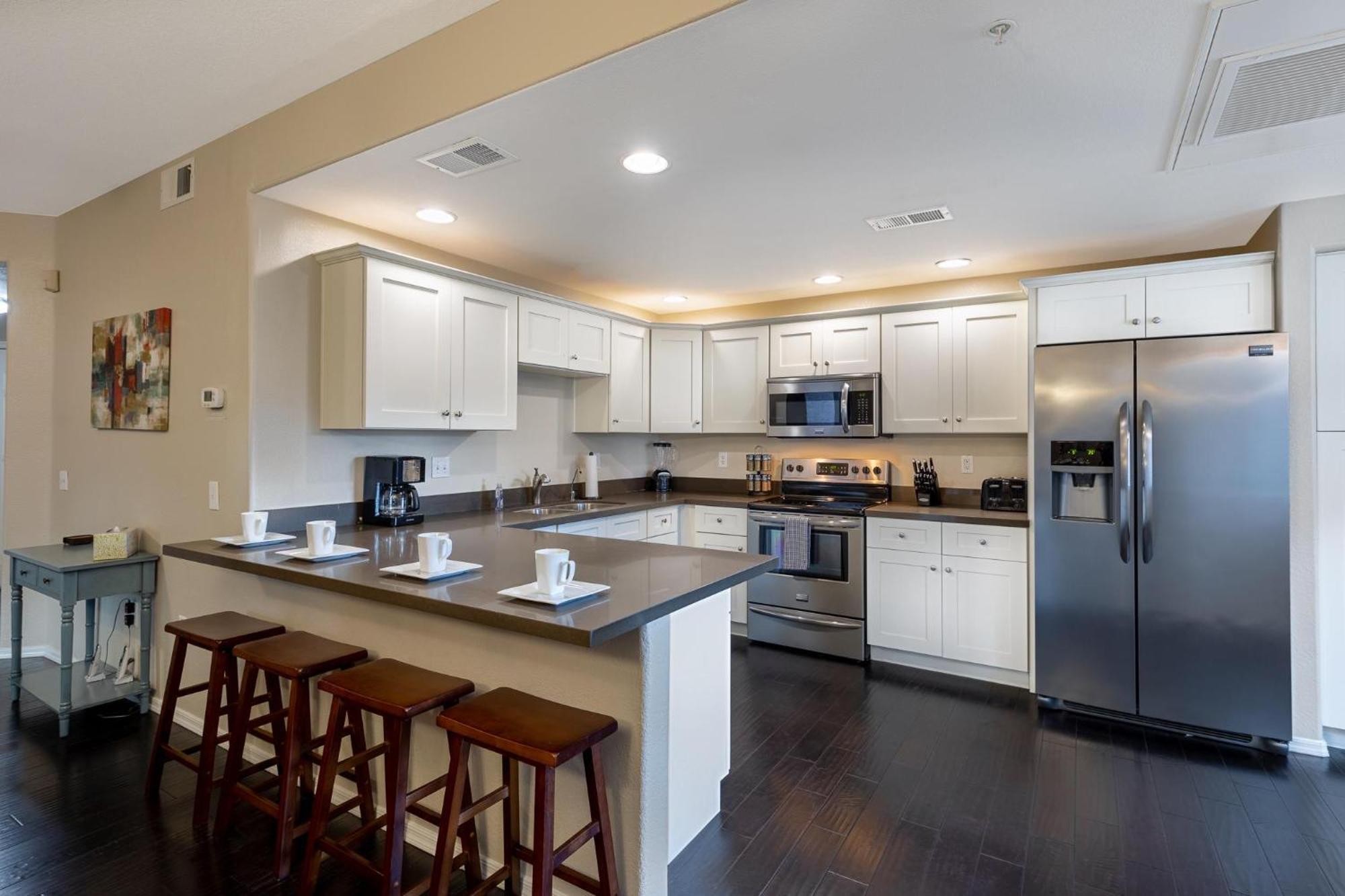 Apartment Location, Heated Pool, Spa, Upgraded Unit, Scottsdale